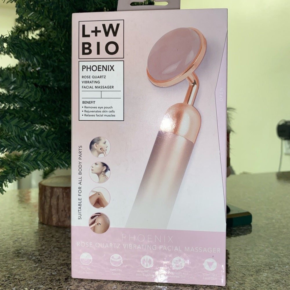 Luxe & Willow BIO Rose Quartz Vibrating Roller - Brand New in Box.  Never Opened